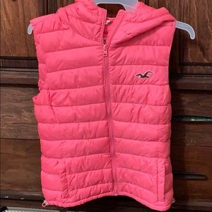 Hollister vest